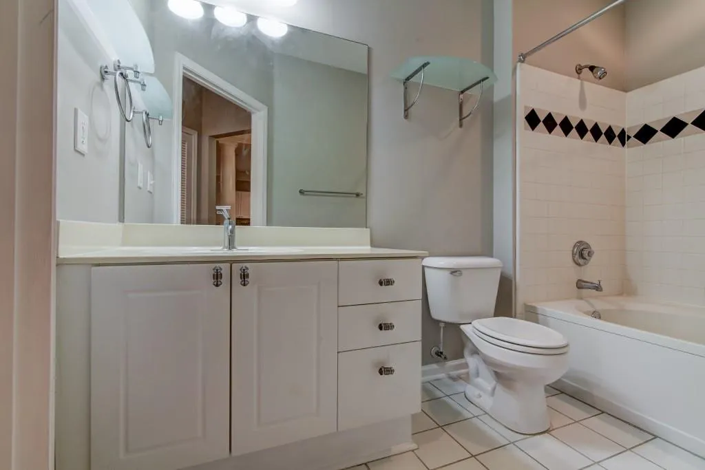 5559 Glenridge Drive Unit 1408, Sandy Springs, Georgia 30342, 1 Bedroom Bedrooms, ,1 BathroomBathrooms,Residential,Sold,5559 Glenridge Drive Unit 1408,6087163