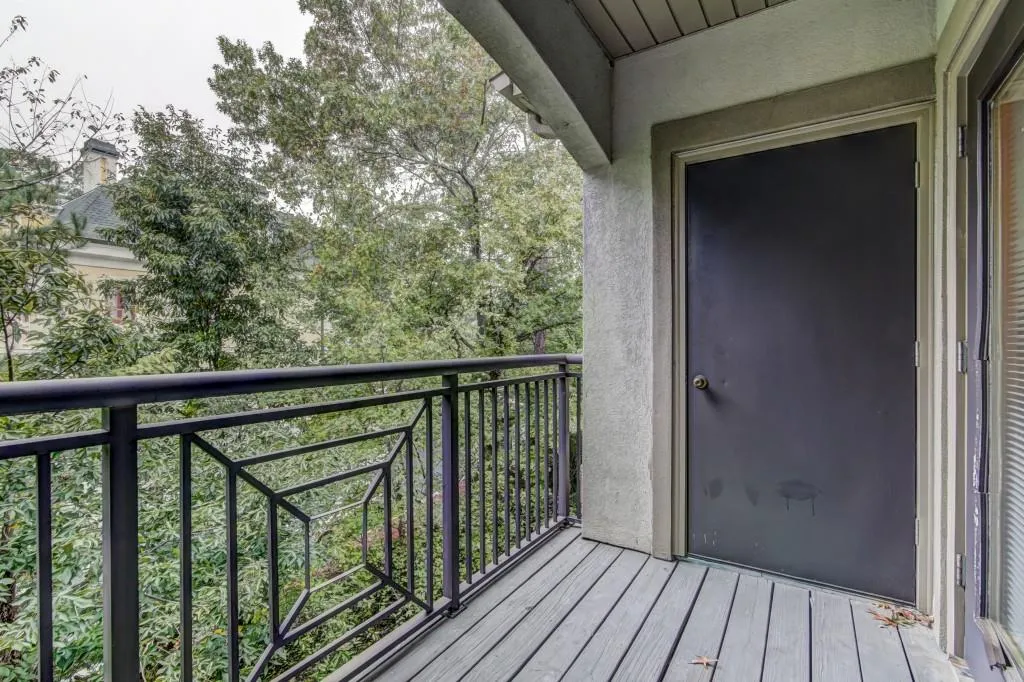 5559 Glenridge Drive Unit 1408, Sandy Springs, Georgia 30342, 1 Bedroom Bedrooms, ,1 BathroomBathrooms,Residential,Sold,5559 Glenridge Drive Unit 1408,6087163