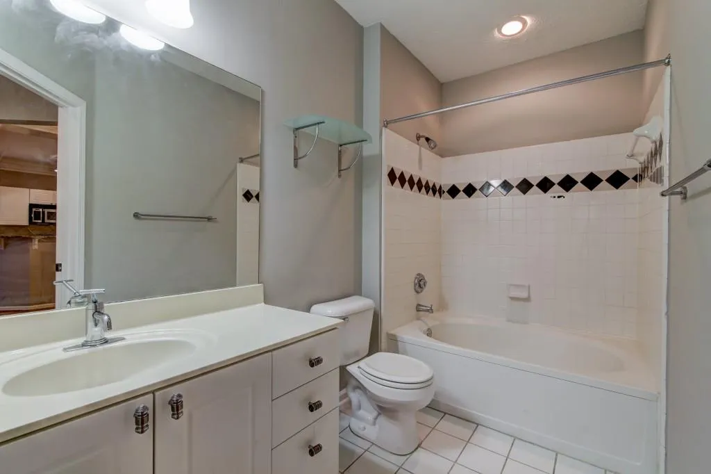 5559 Glenridge Drive Unit 1408, Sandy Springs, Georgia 30342, 1 Bedroom Bedrooms, ,1 BathroomBathrooms,Residential,Sold,5559 Glenridge Drive Unit 1408,6087163