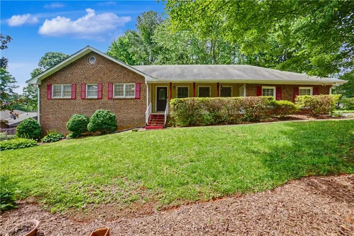 391 Beamont Drive, Stone Mountain, Georgia 30087