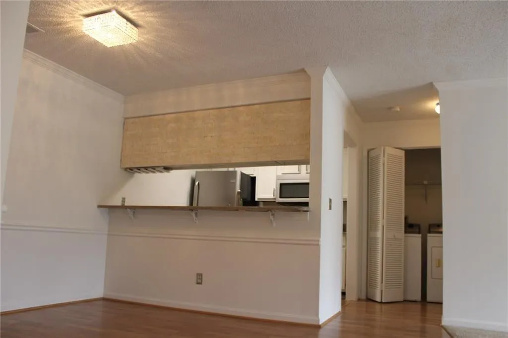 310 Barrington Hills Drive Unit 310, Sandy Springs, Georgia 30350, 2 Bedrooms Bedrooms, ,2 BathroomsBathrooms,Residential,Sold,310 Barrington Hills Drive Unit 310,5824844