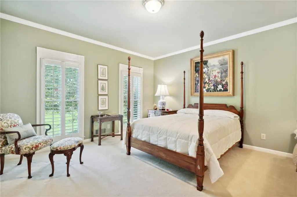 935 Ivy Falls Drive, Sandy Springs, Georgia 30328, 6 Bedrooms Bedrooms, ,4 BathroomsBathrooms,Residential,Sold,935 Ivy Falls Drive,7052087