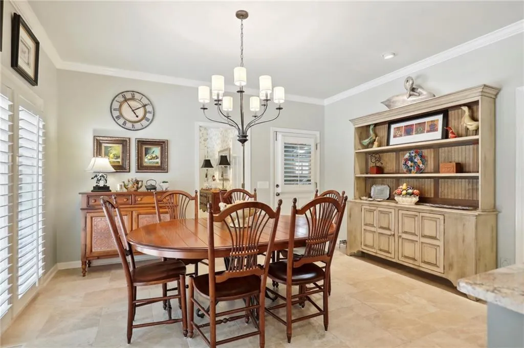 935 Ivy Falls Drive, Sandy Springs, Georgia 30328, 6 Bedrooms Bedrooms, ,4 BathroomsBathrooms,Residential,Sold,935 Ivy Falls Drive,7052087
