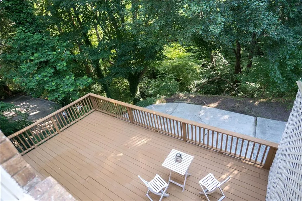 8875 Carroll Manor Drive, Sandy Springs, Georgia 30350, 3 Bedrooms Bedrooms, ,2 BathroomsBathrooms,Residential,Sold,8875 Carroll Manor Drive,6578190