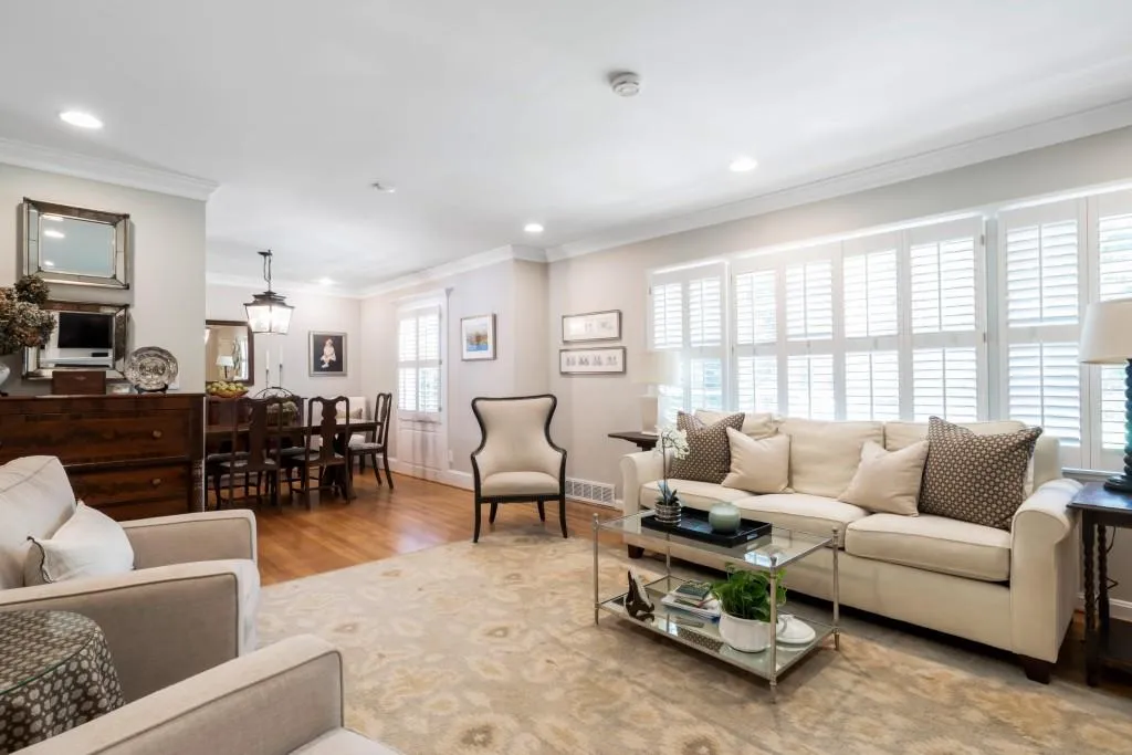 5515 Sherrell Drive, Atlanta, Georgia 30342, 3 Bedrooms Bedrooms, ,2 BathroomsBathrooms,Residential,Sold,5515 Sherrell Drive,6743580