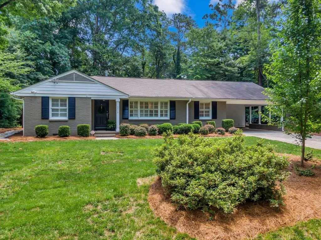 5515 Sherrell Drive, Atlanta, Georgia 30342, 3 Bedrooms Bedrooms, ,2 BathroomsBathrooms,Residential,Sold,5515 Sherrell Drive,6743580