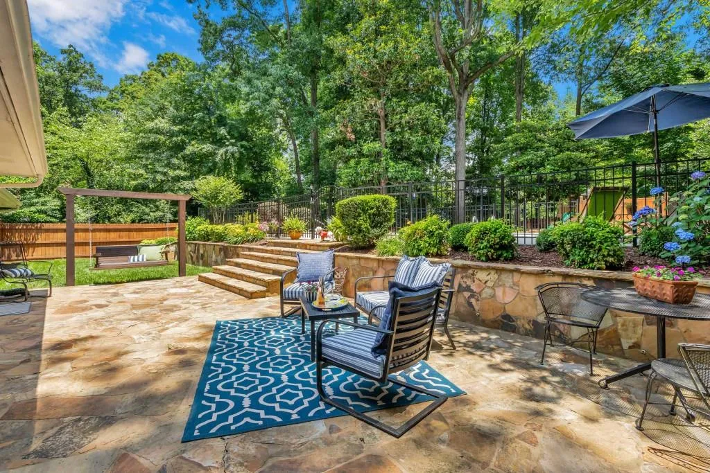 5515 Sherrell Drive, Atlanta, Georgia 30342, 3 Bedrooms Bedrooms, ,2 BathroomsBathrooms,Residential,Sold,5515 Sherrell Drive,6743580