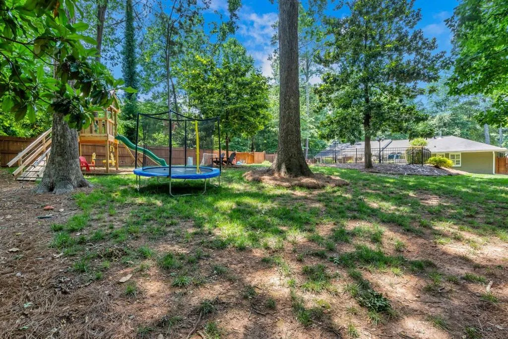 5515 Sherrell Drive, Atlanta, Georgia 30342, 3 Bedrooms Bedrooms, ,2 BathroomsBathrooms,Residential,Sold,5515 Sherrell Drive,6743580