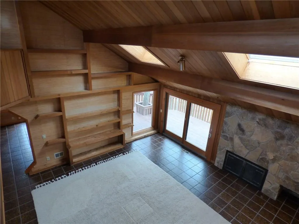 350 Spalding Lake Court, Sandy Springs, Georgia 30350, 4 Bedrooms Bedrooms, ,3 BathroomsBathrooms,Residential,Sold,350 Spalding Lake Court,5650166