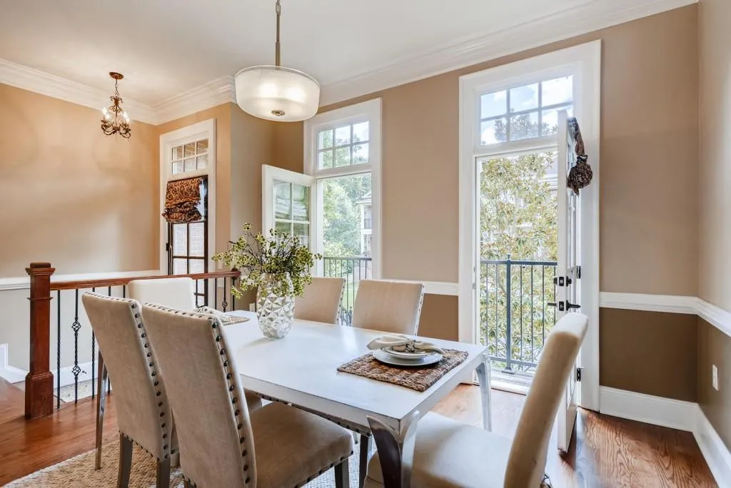 803 Creekgarden Court, Sandy Springs, Georgia 30339, 4 Bedrooms Bedrooms, ,4 BathroomsBathrooms,Residential,Sold,803 Creekgarden Court,6877134