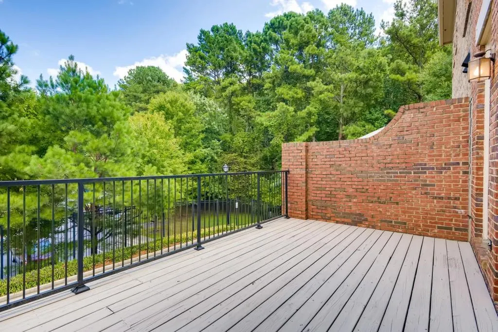 803 Creekgarden Court, Sandy Springs, Georgia 30339, 4 Bedrooms Bedrooms, ,4 BathroomsBathrooms,Residential,Sold,803 Creekgarden Court,6877134