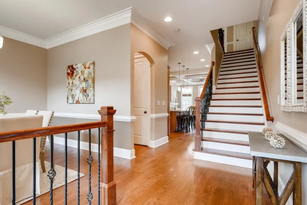 803 Creekgarden Court, Sandy Springs, Georgia 30339, 4 Bedrooms Bedrooms, ,4 BathroomsBathrooms,Residential,Sold,803 Creekgarden Court,6877134