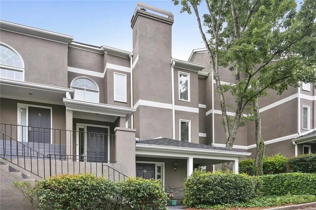 35 Saint Claire Lane Ne, Atlanta, Georgia 30324, 2 Bedrooms Bedrooms, ,2 BathroomsBathrooms,Residential,Sold,35 Saint Claire Lane Ne,6051248