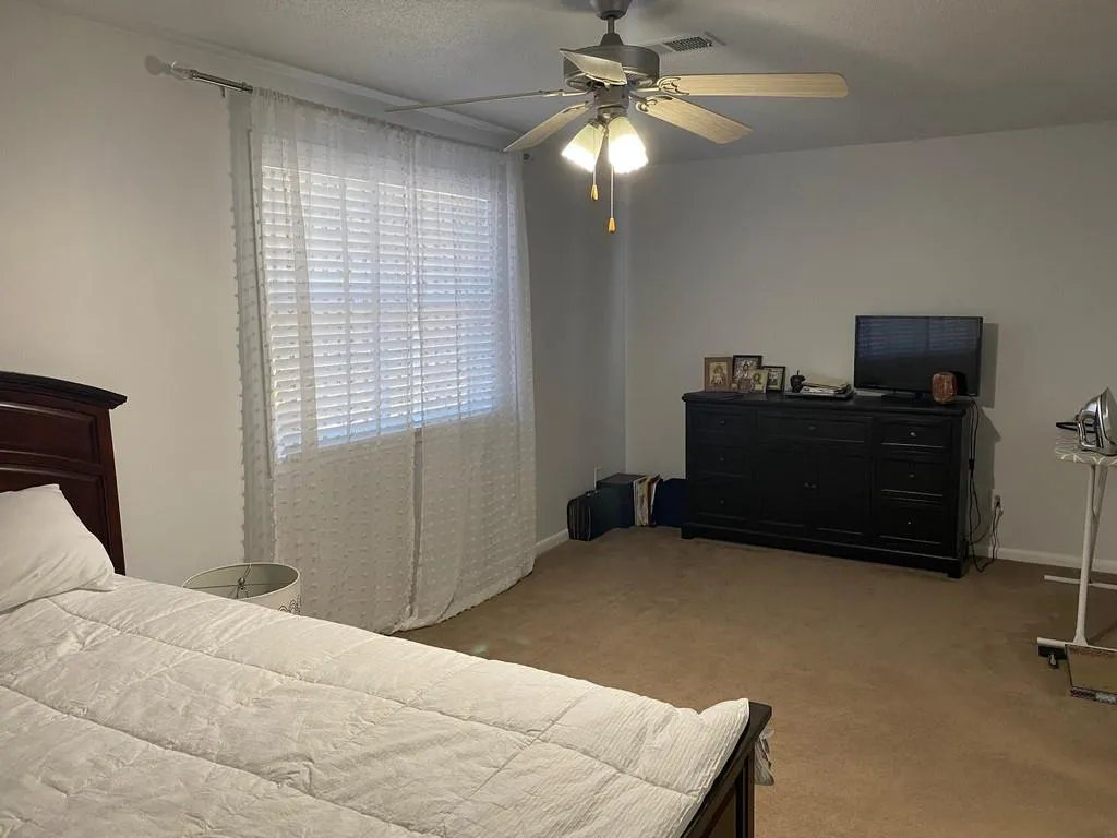 6900 Roswell Road Ne Unit A1, Atlanta, Georgia 30328, 2 Bedrooms Bedrooms, ,2 BathroomsBathrooms,Residential,Sold,6900 Roswell Road Ne Unit A1,6809514