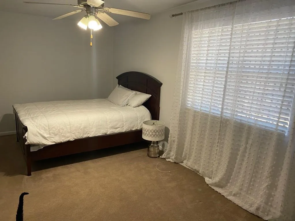 6900 Roswell Road Ne Unit A1, Atlanta, Georgia 30328, 2 Bedrooms Bedrooms, ,2 BathroomsBathrooms,Residential,Sold,6900 Roswell Road Ne Unit A1,6809514