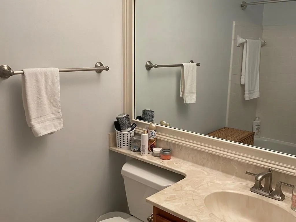 6900 Roswell Road Ne Unit A1, Atlanta, Georgia 30328, 2 Bedrooms Bedrooms, ,2 BathroomsBathrooms,Residential,Sold,6900 Roswell Road Ne Unit A1,6809514