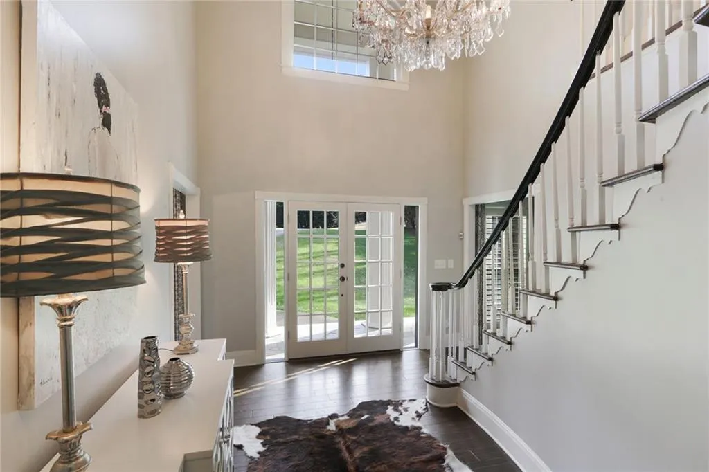145 Spalding Mill, Sandy Springs, Georgia 30350, 5 Bedrooms Bedrooms, ,4 BathroomsBathrooms,Residential,Sold,145 Spalding Mill,6506715