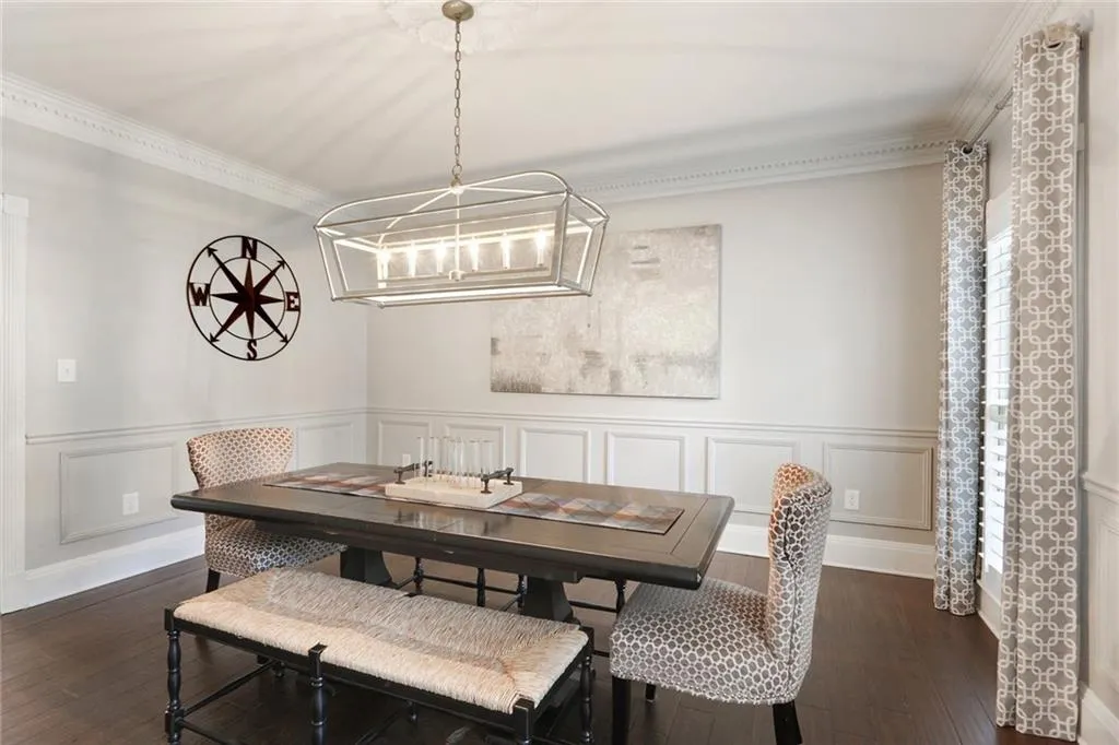 145 Spalding Mill, Sandy Springs, Georgia 30350, 5 Bedrooms Bedrooms, ,4 BathroomsBathrooms,Residential,Sold,145 Spalding Mill,6506715