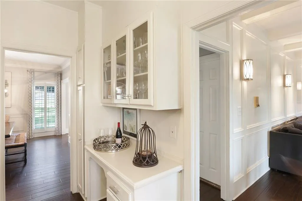 145 Spalding Mill, Sandy Springs, Georgia 30350, 5 Bedrooms Bedrooms, ,4 BathroomsBathrooms,Residential,Sold,145 Spalding Mill,6506715