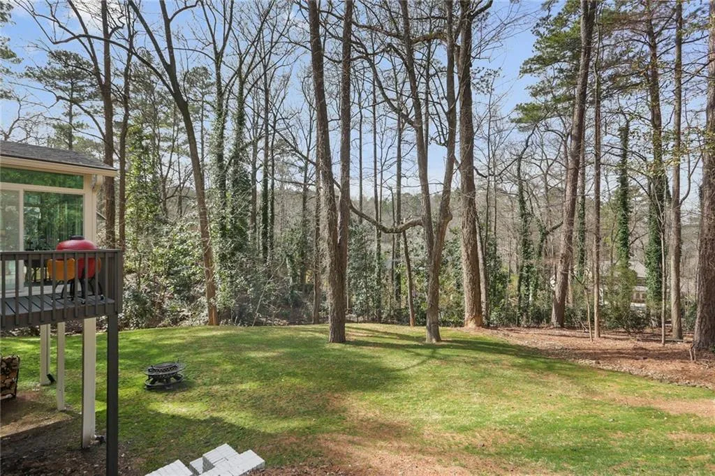 145 Spalding Mill, Sandy Springs, Georgia 30350, 5 Bedrooms Bedrooms, ,4 BathroomsBathrooms,Residential,Sold,145 Spalding Mill,6506715