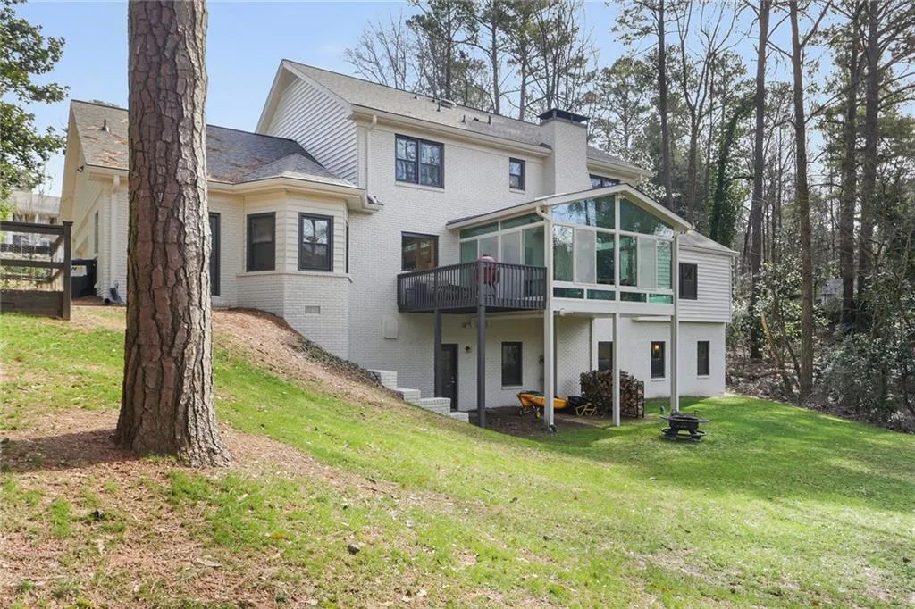145 Spalding Mill, Sandy Springs, Georgia 30350, 5 Bedrooms Bedrooms, ,4 BathroomsBathrooms,Residential,Sold,145 Spalding Mill,6506715