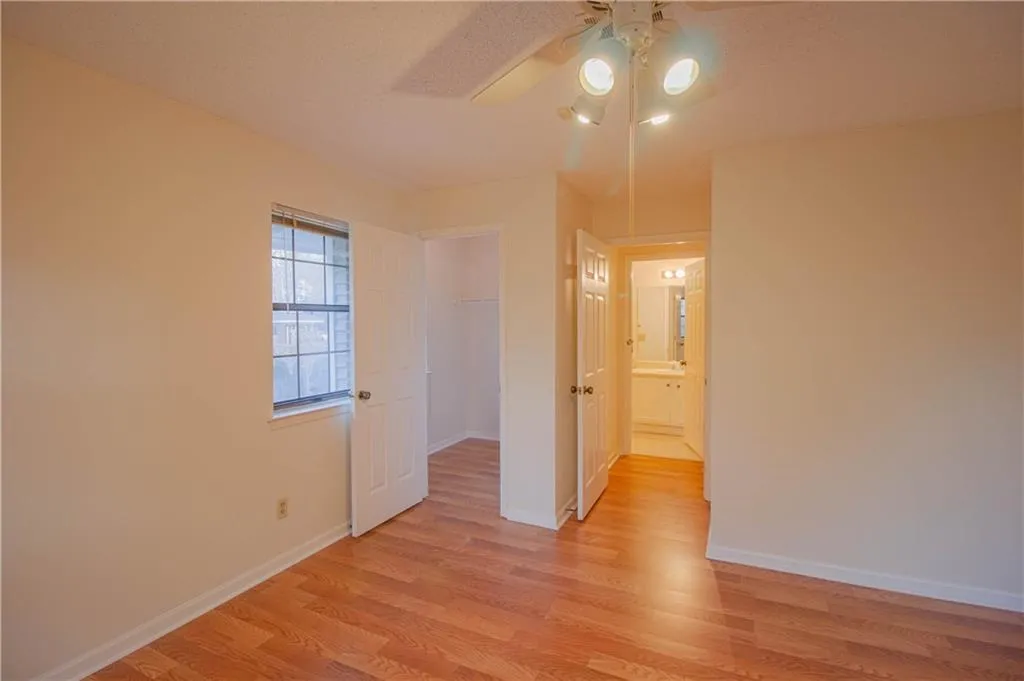 710 Barrington Hills Drive, Sandy Springs, Georgia 30350, 2 Bedrooms Bedrooms, ,2 BathroomsBathrooms,Residential,Sold,710 Barrington Hills Drive,5998915
