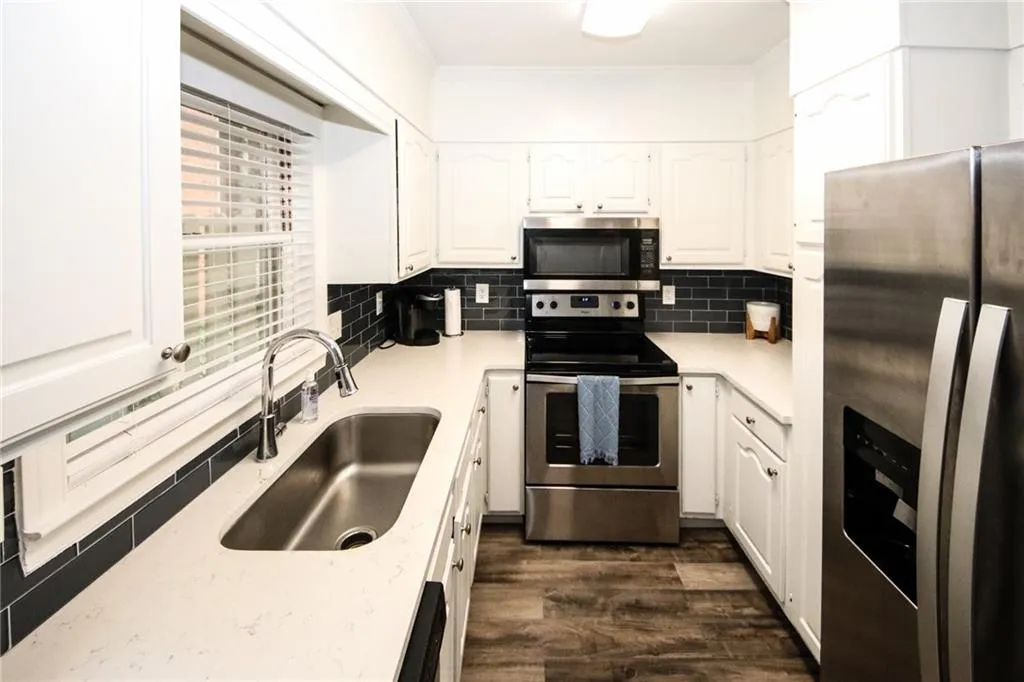 60 Mount Vernon Circle, Atlanta, Georgia 30338, 2 Bedrooms Bedrooms, ,2 BathroomsBathrooms,Residential,Sold,60 Mount Vernon Circle,6905920