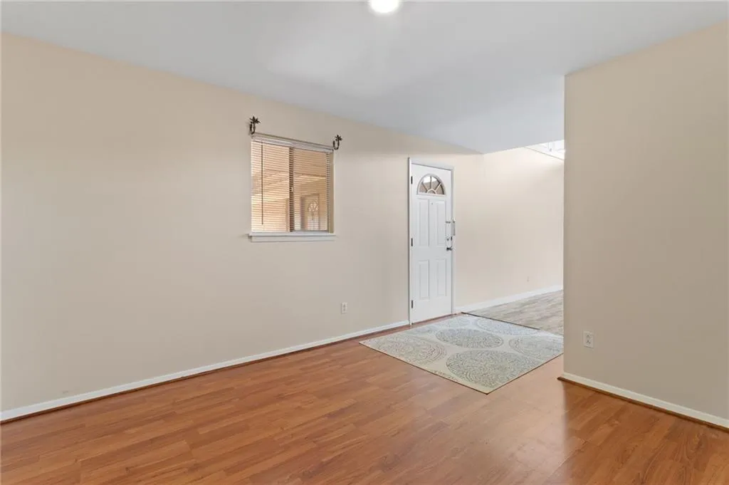 346 Carpenter Drive Unit 43, Atlanta, Georgia 30328, 2 Bedrooms Bedrooms, ,2 BathroomsBathrooms,Residential,For Sale,346 Carpenter Drive Unit 43,7651332 346 Carpenter Drive Unit 43, Atlanta, Georgia 30328, 2 Bedrooms Bedrooms, ,2 BathroomsBathrooms,Residential,For Sale,346 Carpenter Drive Unit 43,7651332