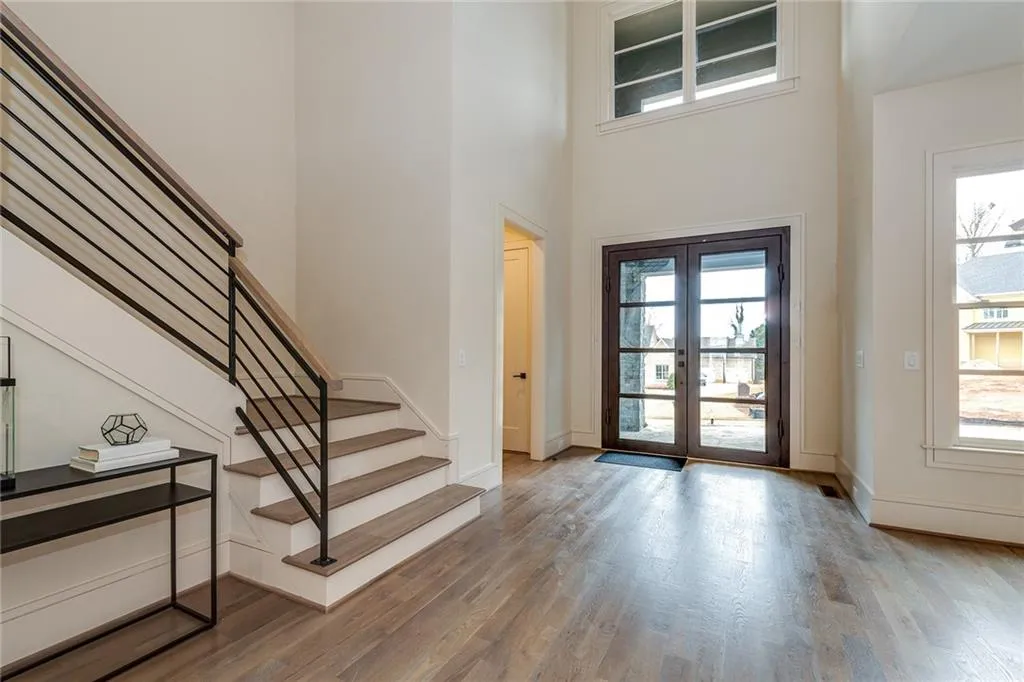 703 Bass Way, Sandy Springs, Georgia 30328, 5 Bedrooms Bedrooms, ,5 BathroomsBathrooms,Residential,Sold,703 Bass Way,6124652