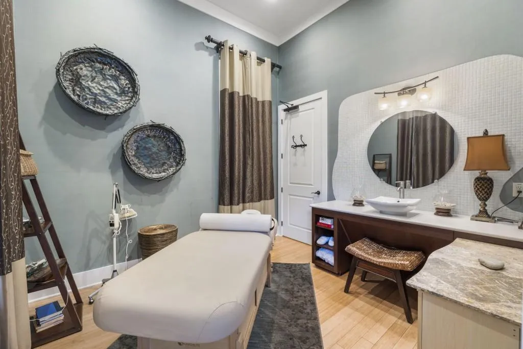 200 River Vista Drive Unit 520, Atlanta, Georgia 30339, 2 Bedrooms Bedrooms, ,2 BathroomsBathrooms,Residential,For Sale,200 River Vista Drive Unit 520,7733687