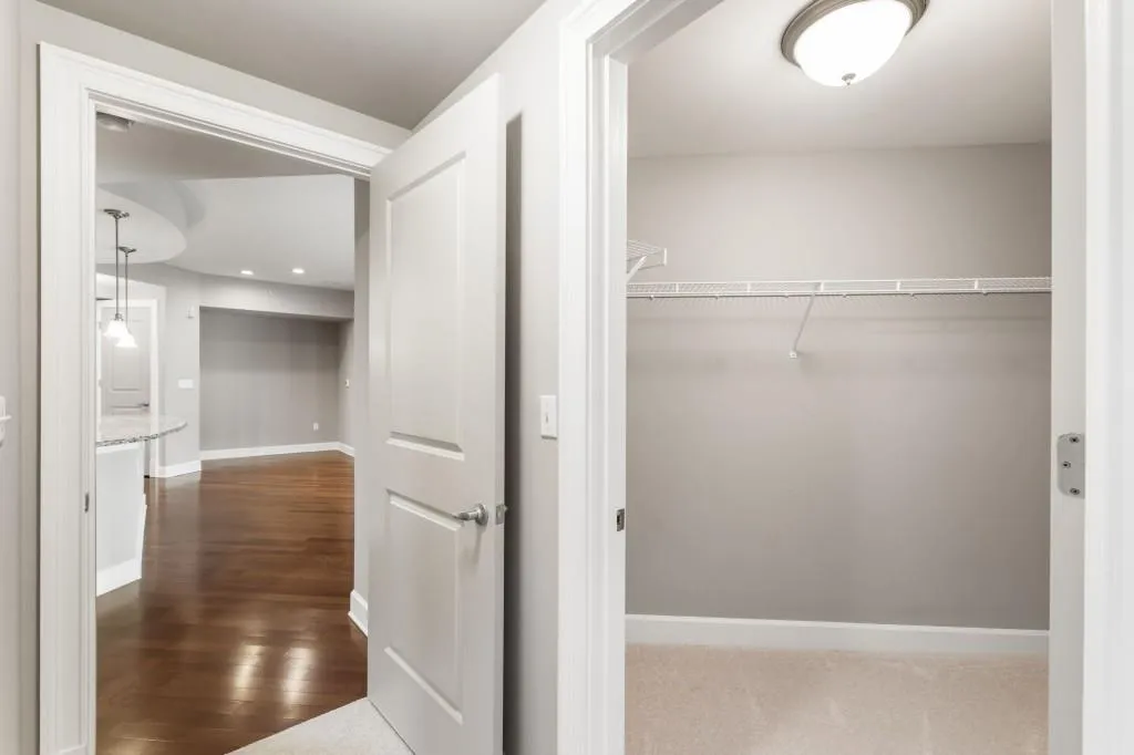 200 River Vista Drive Unit 520, Atlanta, Georgia 30339, 2 Bedrooms Bedrooms, ,2 BathroomsBathrooms,Residential,For Sale,200 River Vista Drive Unit 520,7733687