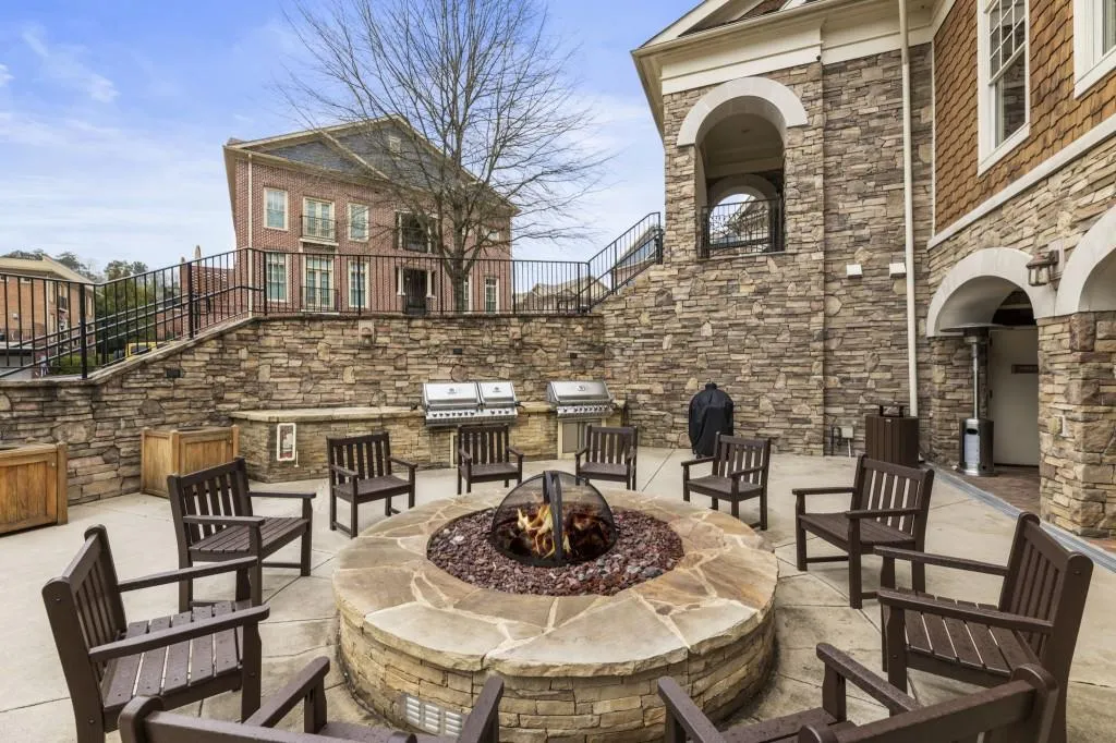 200 River Vista Drive Unit 520, Atlanta, Georgia 30339, 2 Bedrooms Bedrooms, ,2 BathroomsBathrooms,Residential,For Sale,200 River Vista Drive Unit 520,7733687