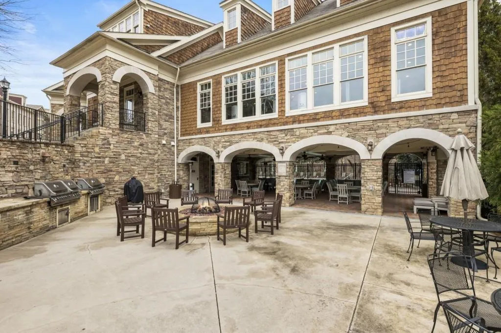 200 River Vista Drive Unit 520, Atlanta, Georgia 30339, 2 Bedrooms Bedrooms, ,2 BathroomsBathrooms,Residential,For Sale,200 River Vista Drive Unit 520,7733687