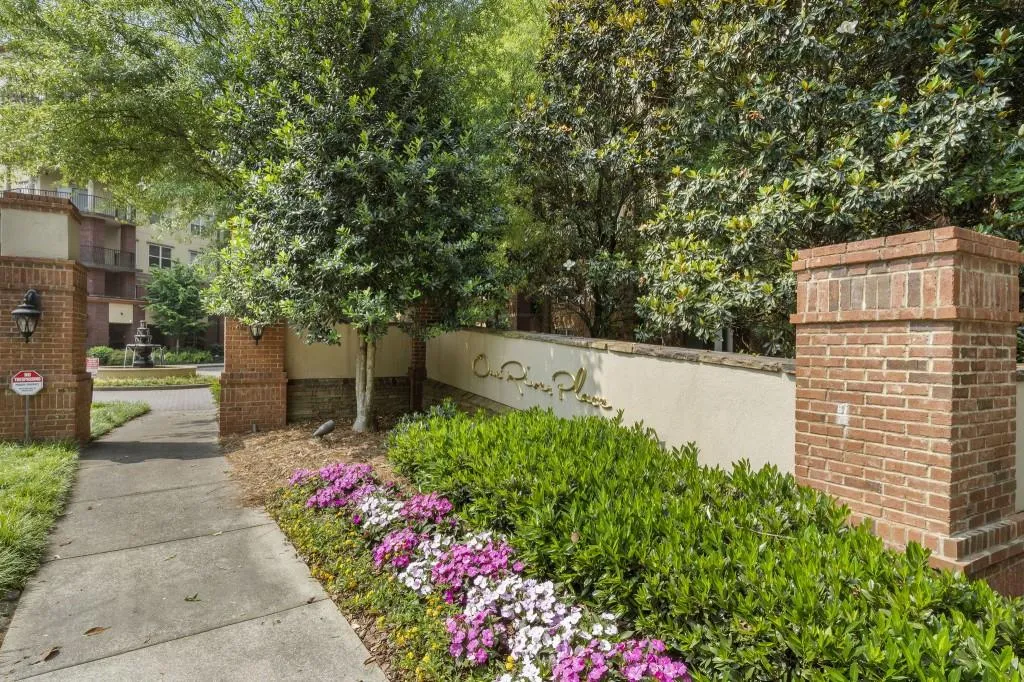 200 River Vista Drive Unit 520, Atlanta, Georgia 30339, 2 Bedrooms Bedrooms, ,2 BathroomsBathrooms,Residential,For Sale,200 River Vista Drive Unit 520,7733687