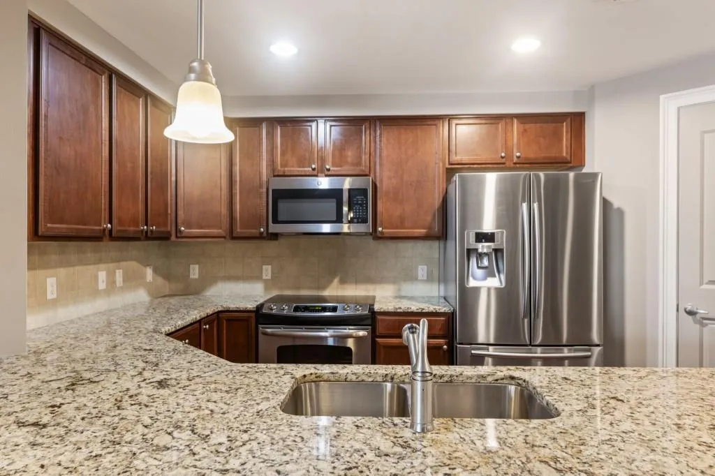200 River Vista Drive Unit 520, Atlanta, Georgia 30339, 2 Bedrooms Bedrooms, ,2 BathroomsBathrooms,Residential,For Sale,200 River Vista Drive Unit 520,7733687