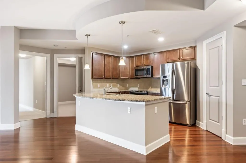 200 River Vista Drive Unit 520, Atlanta, Georgia 30339, 2 Bedrooms Bedrooms, ,2 BathroomsBathrooms,Residential,For Sale,200 River Vista Drive Unit 520,7733687