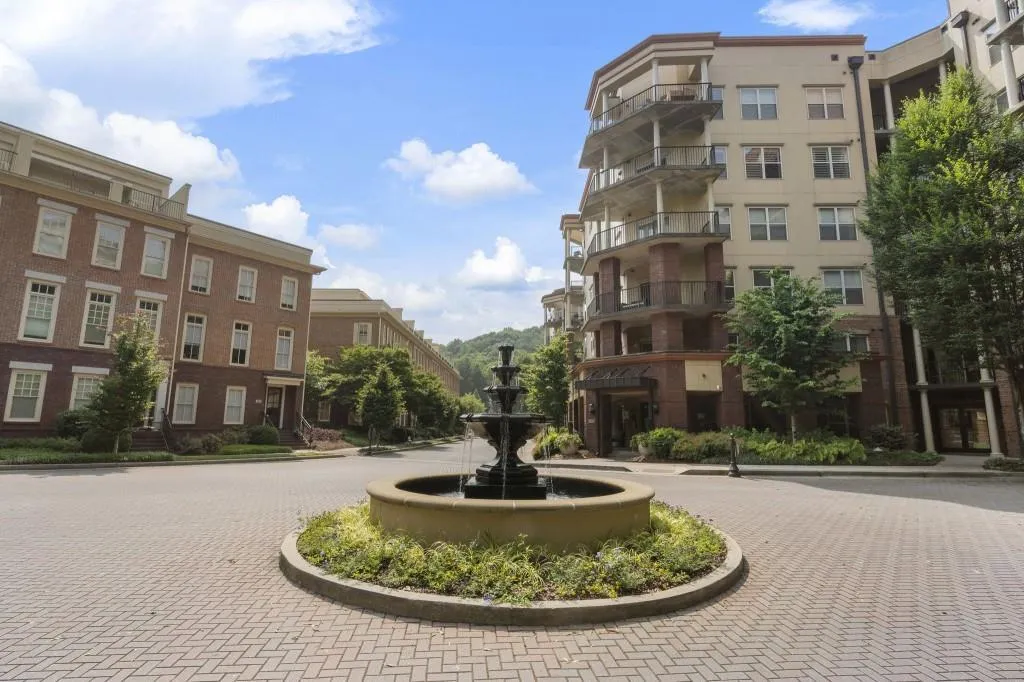200 River Vista Drive Unit 520, Atlanta, Georgia 30339, 2 Bedrooms Bedrooms, ,2 BathroomsBathrooms,Residential,For Sale,200 River Vista Drive Unit 520,7733687