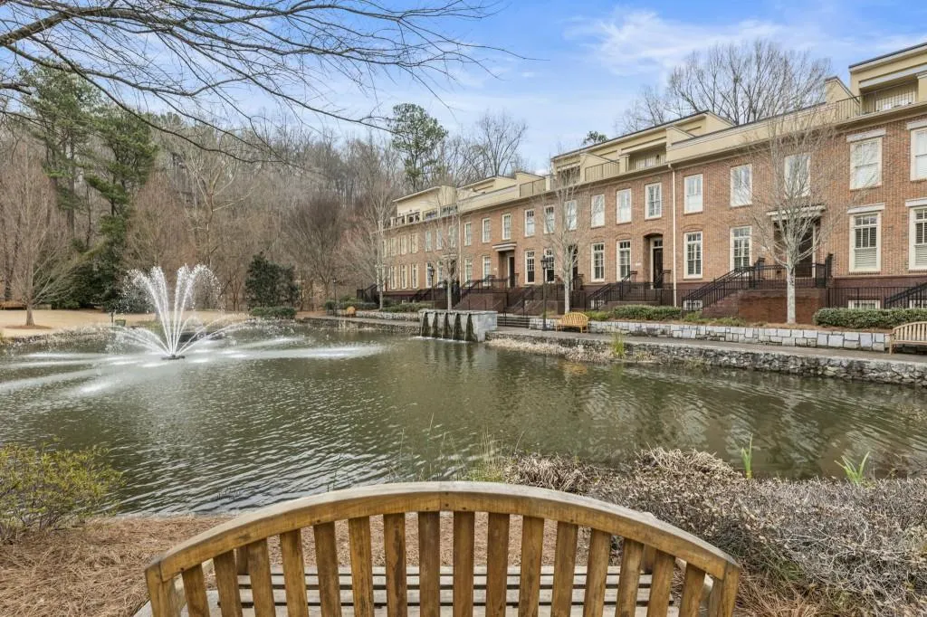 200 River Vista Drive Unit 520, Atlanta, Georgia 30339, 2 Bedrooms Bedrooms, ,2 BathroomsBathrooms,Residential,For Sale,200 River Vista Drive Unit 520,7733687