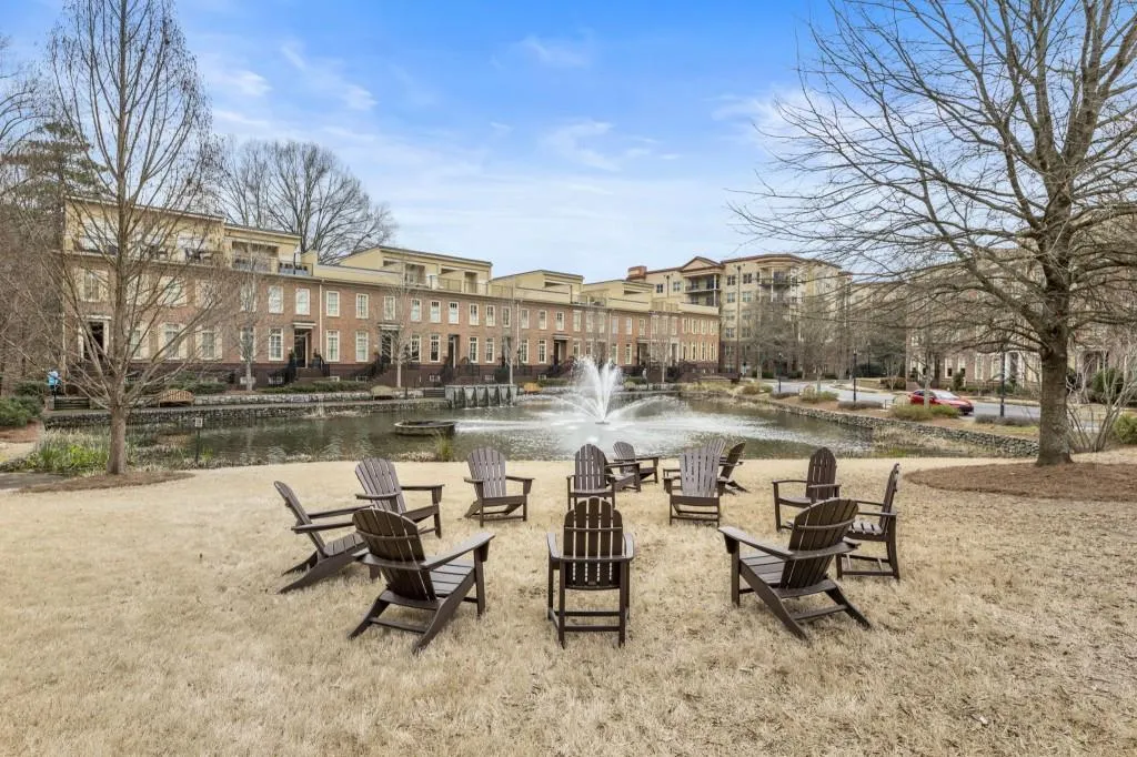 200 River Vista Drive Unit 520, Atlanta, Georgia 30339, 2 Bedrooms Bedrooms, ,2 BathroomsBathrooms,Residential,For Sale,200 River Vista Drive Unit 520,7733687