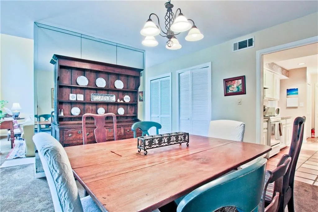 32 Forrest Place, Sandy Springs, Georgia 30328, 3 Bedrooms Bedrooms, ,2 BathroomsBathrooms,Residential,Sold,32 Forrest Place,5997479