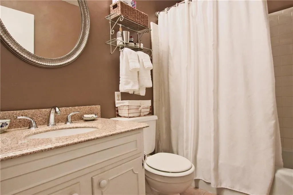 32 Forrest Place, Sandy Springs, Georgia 30328, 3 Bedrooms Bedrooms, ,2 BathroomsBathrooms,Residential,Sold,32 Forrest Place,5997479