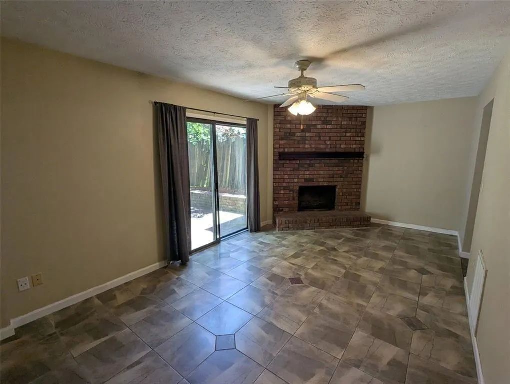 8839 Long Beach Circle, Sandy Springs, Georgia 30350, 2 Bedrooms Bedrooms, ,2 BathroomsBathrooms,Residential,For Sale,8839 Long Beach Circle,7756374