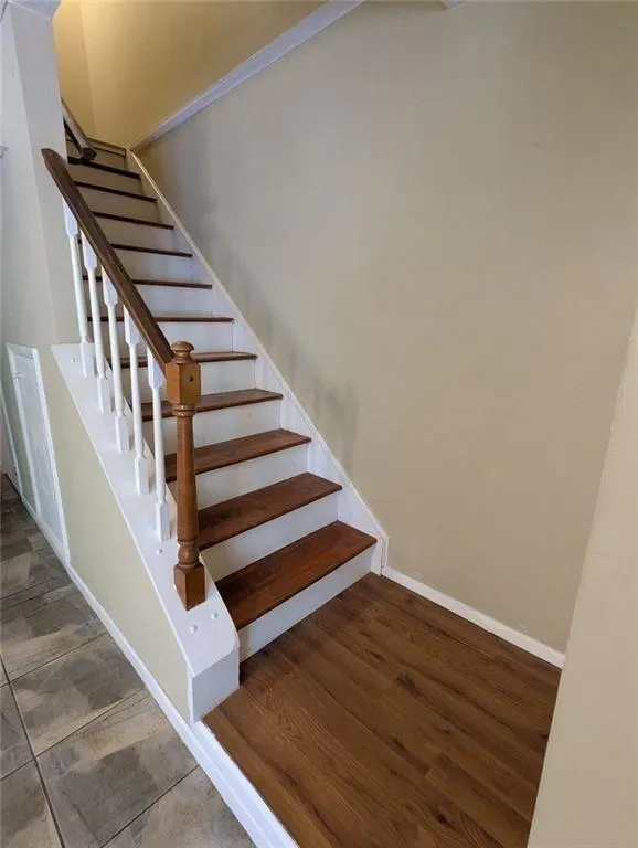8839 Long Beach Circle, Sandy Springs, Georgia 30350, 2 Bedrooms Bedrooms, ,2 BathroomsBathrooms,Residential,For Sale,8839 Long Beach Circle,7756374