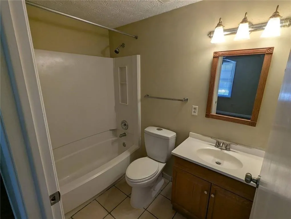 8839 Long Beach Circle, Sandy Springs, Georgia 30350, 2 Bedrooms Bedrooms, ,2 BathroomsBathrooms,Residential,For Sale,8839 Long Beach Circle,7756374