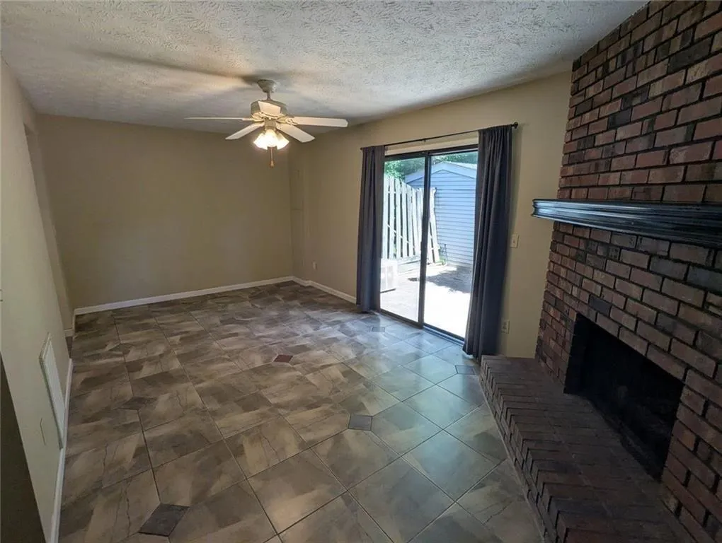 8839 Long Beach Circle, Sandy Springs, Georgia 30350, 2 Bedrooms Bedrooms, ,2 BathroomsBathrooms,Residential,For Sale,8839 Long Beach Circle,7756374