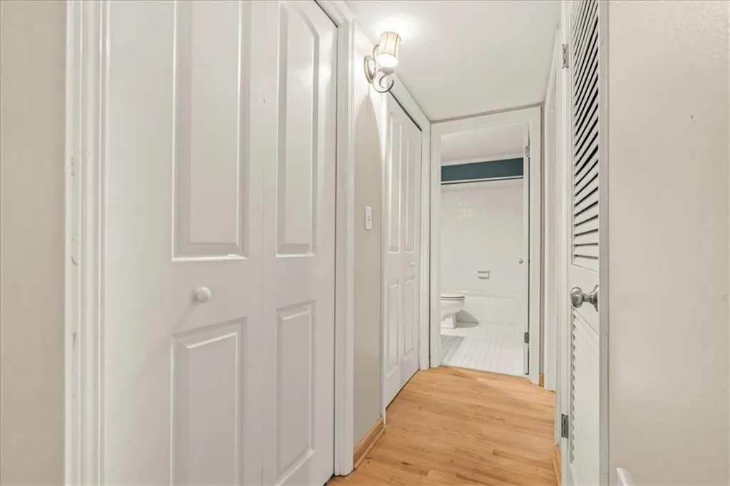 61 Lamsden Lane Nw, Atlanta, Georgia 30327, 2 Bedrooms Bedrooms, ,2 BathroomsBathrooms,Residential,For Sale,61 Lamsden Lane Nw,7629038