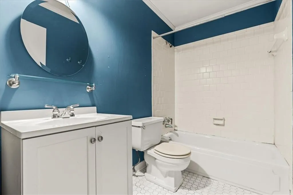 61 Lamsden Lane Nw, Atlanta, Georgia 30327, 2 Bedrooms Bedrooms, ,2 BathroomsBathrooms,Residential,For Sale,61 Lamsden Lane Nw,7629038