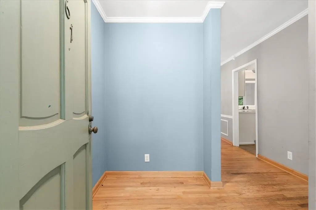 61 Lamsden Lane Nw, Atlanta, Georgia 30327, 2 Bedrooms Bedrooms, ,2 BathroomsBathrooms,Residential,For Sale,61 Lamsden Lane Nw,7629038