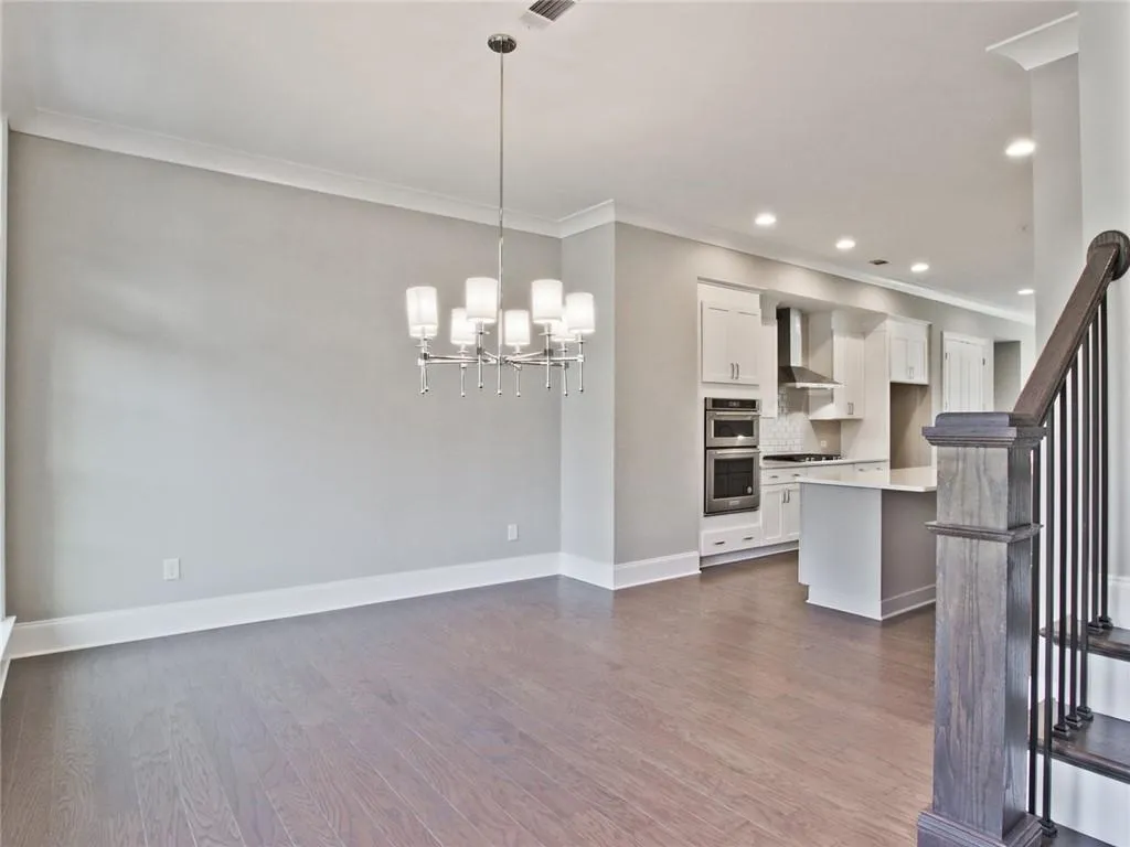 6658 Sterling Drive Unit 671, Sandy Springs, Georgia 30328, 3 Bedrooms Bedrooms, ,4 BathroomsBathrooms,Residential,Sold,6658 Sterling Drive Unit 671,6897323