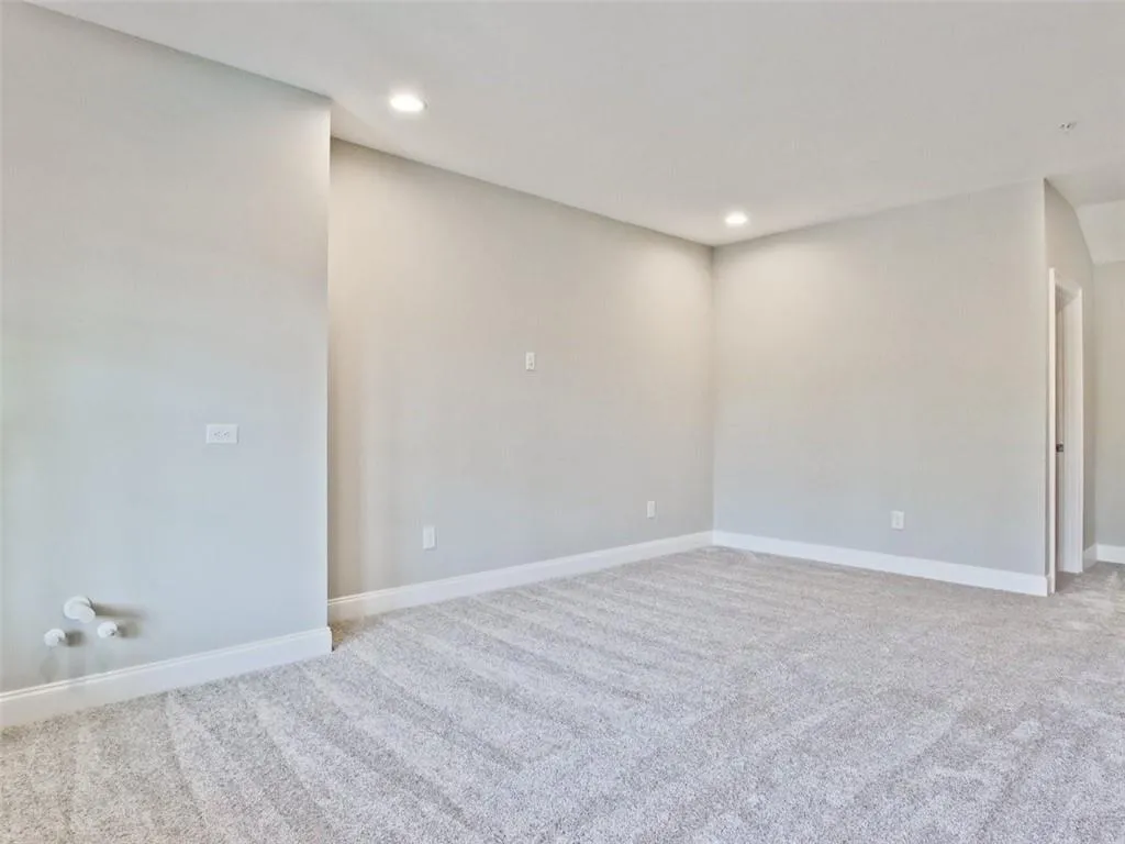 6658 Sterling Drive Unit 671, Sandy Springs, Georgia 30328, 3 Bedrooms Bedrooms, ,4 BathroomsBathrooms,Residential,Sold,6658 Sterling Drive Unit 671,6897323